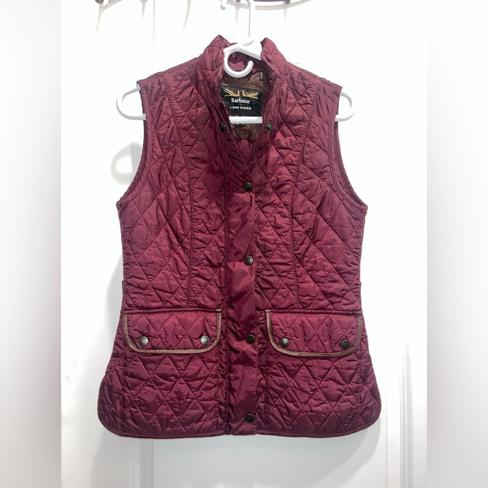 Barbour for Land Rover women’s Quilted Burgundy Vest